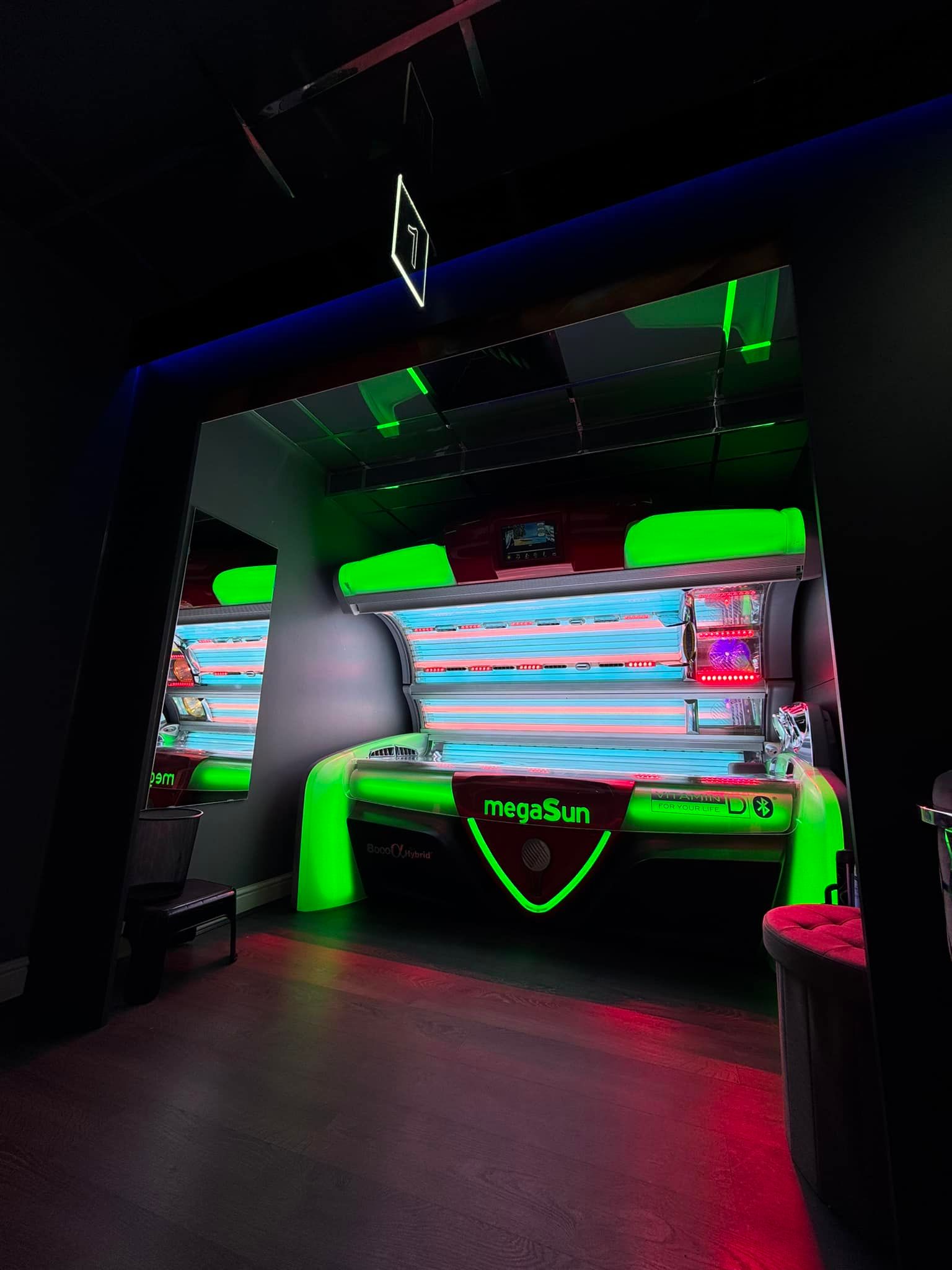 The megaSun 8000 alpha Hybrid in its private room at Tantastic Tanning